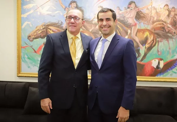 Defensor geral participa de homenagem ao desembargador Lafayette Carneiro Vieira Júnior na Aleam