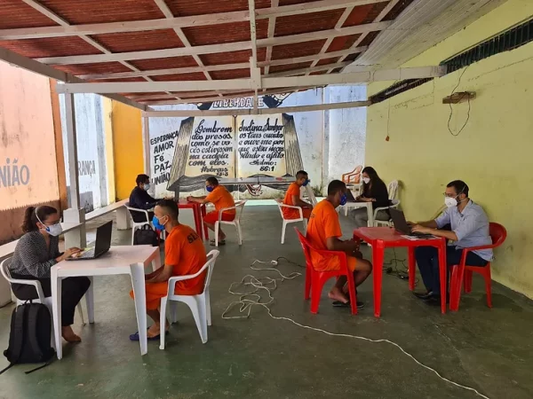 Defensoria realiza atendimentos em presídio de Parintins