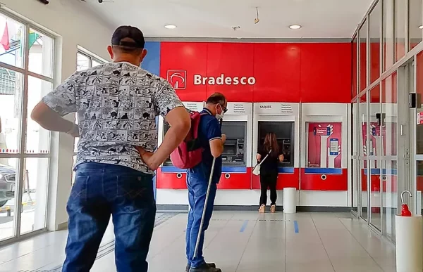 Defensoria pede informações ao Bradesco sobre falta de dinheiro em Uarini