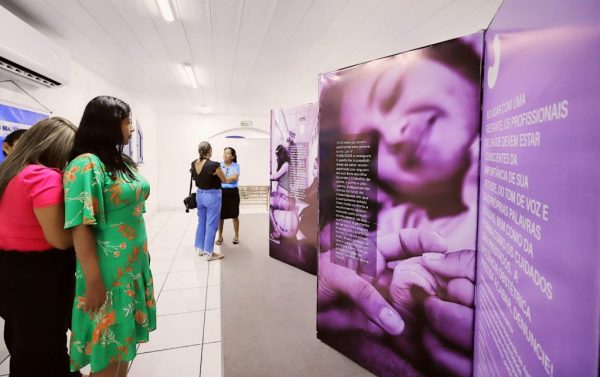 Comitê de Enfrentamento à Violência Obstétrica da Defensoria promove ação de saúde no Centro de Manaus, nesta sexta-feira (26)