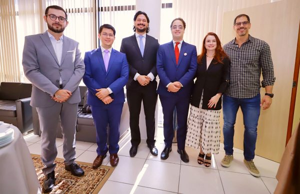 Esudpam e Esmam promovem palestra sobre políticas públicas voltadas à população LGBTQIAPN+