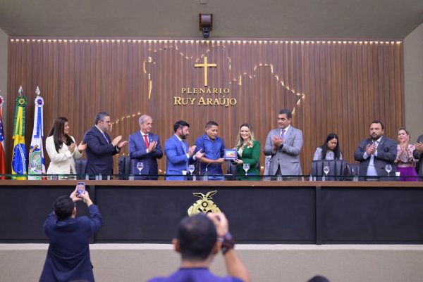 Defensoria prestigia solenidade em homenagem aos 20 anos da ADS