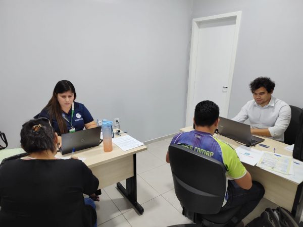 Defensoria atende moradores e comunidades ribeirinhas em mutirão itinerante em Manaquiri  