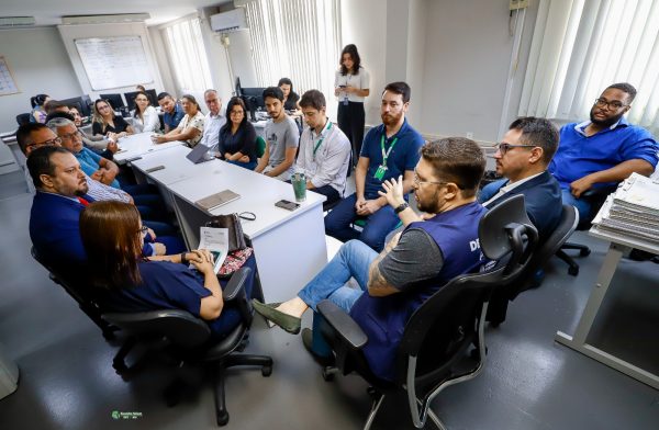 Defensoria realiza audiência pública para discutir medidas em favor de moradores prejudicados por obras de condomínio