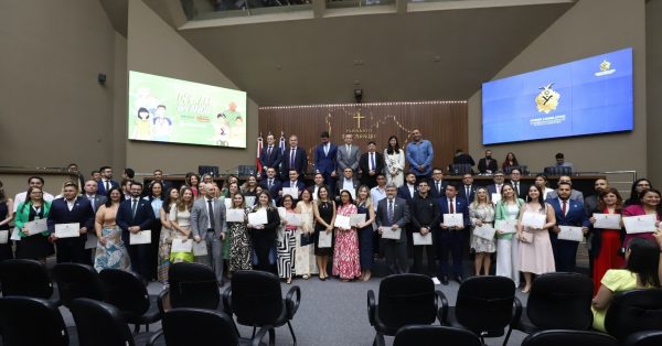 Defensoria recebe homenagem da Assembleia Legislativa pelos 34 anos de atuação
