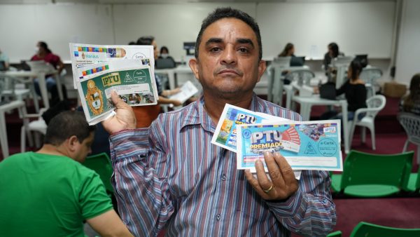 Contribuintes reclamam de aumento e cobranças indevidas do IPTU durante ação da Defensoria Pública