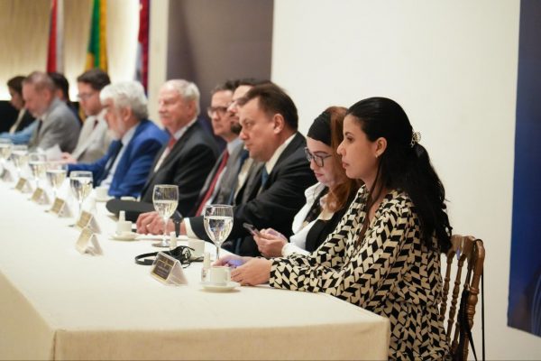 Defensoria Pública do Amazonas participa de abertura de competição internacional de Direito, no TCE