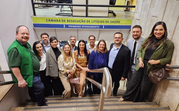 Comitiva do Amazonas conhece modelo pioneiro de resolução de litígios de saúde no Rio de Janeiro