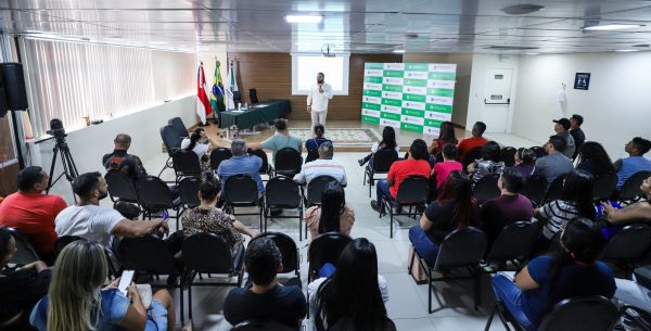 Defensoria do Amazonas alerta pais divorciados sobre os perigos das telas para as crianças