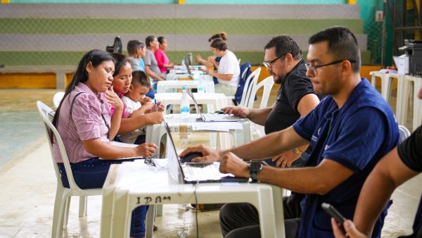 Defensoria promove mutirão em Atalaia do Norte e firma acordo para remover famílias de área de risco