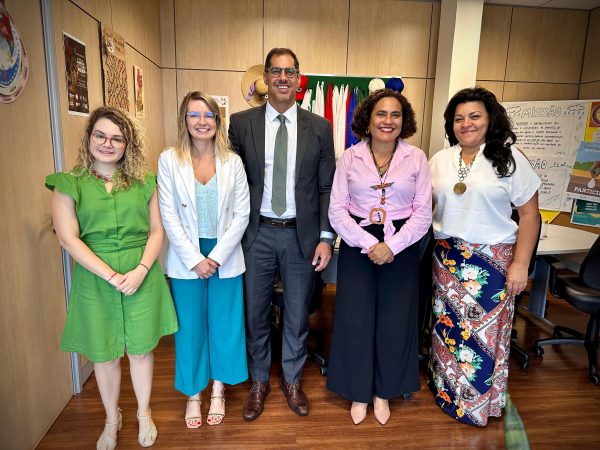 Defensoria e Secretaria Nacional de Povos Tradicionais discutem ações para comunidades do Amazonas