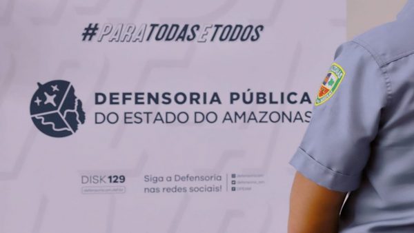 Defensoria do Amazonas garante liberdade a policial militar mãe de pessoa com deficiência