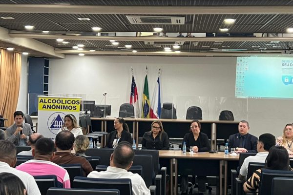 Defensoria do Amazonas participa da abertura do ciclo de palestras para 2025 do projeto ‘Reeducar’