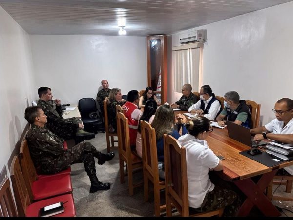 Em São Gabriel da Cachoeira, DPE-AM participa de reunião sobre violência obstétrica