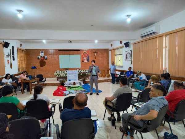 DPE-AM orienta agentes da Pastoral Carcerária no interior sobre o papel da Defensoria Pública