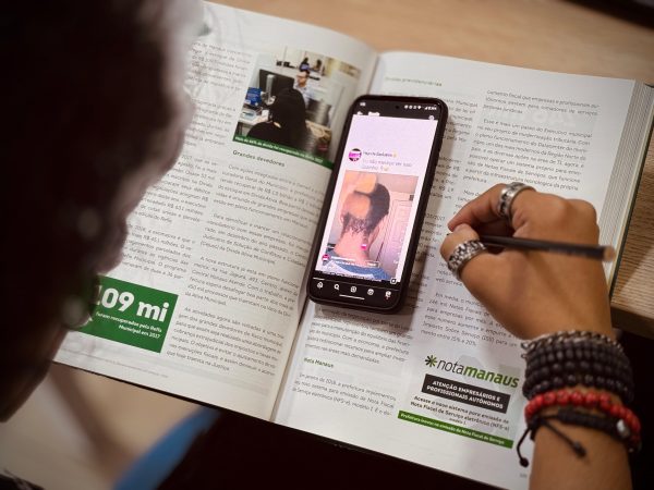 DPE-AM explica objetivos e importância da lei que proíbe uso de celulares nas escolas