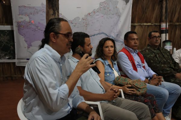 Em São Gabriel da Cachoeira, DPE-AM participa de reunião com a presidenta da Funai