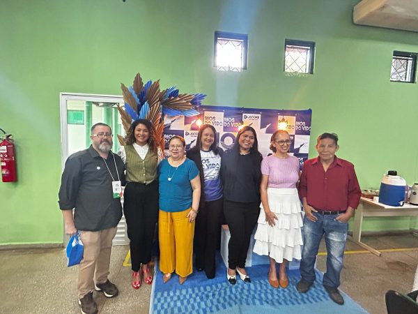 Em Parintins, DPE-AM participa da abertura do 9º Encontro de Ideias Rios da Vida
