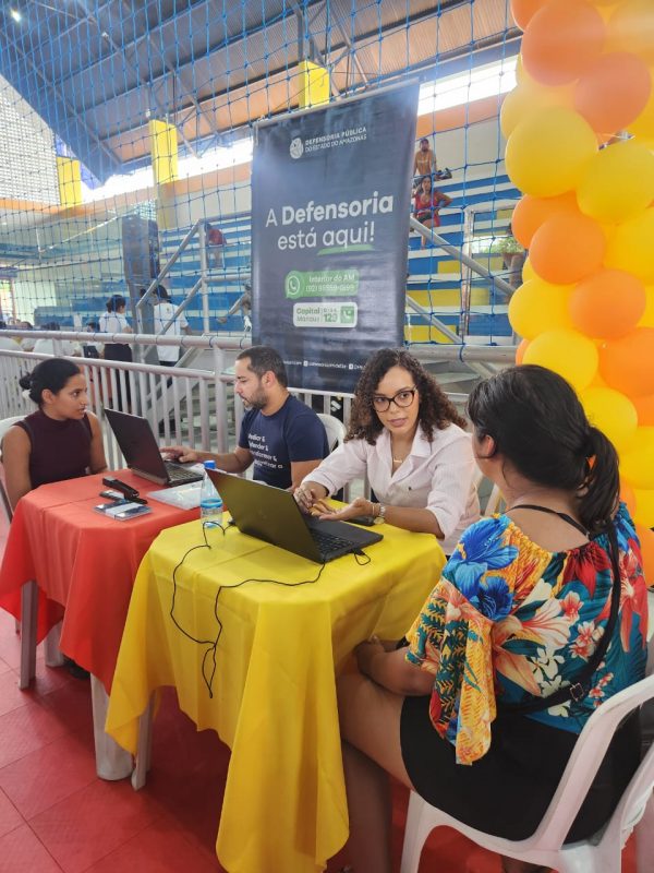 Em Parintins, Defensoria Pública participa de ação social na Vila Olímpica