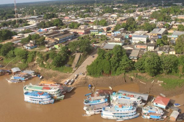 Em Manicoré, DPE-AM recomenda cumprimento de lei que garante transporte fluvial de pets