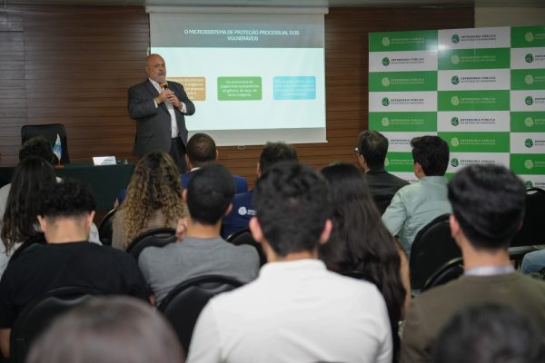 Defesa dos vulneráveis pela DPE é tema de palestra de Alexandre Freitas Câmara em Manaus