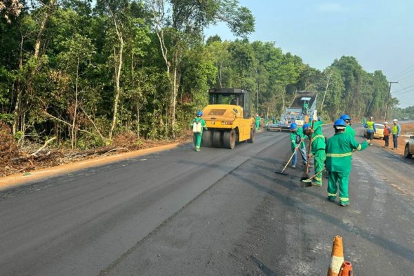 DPE pede informações sobre cronograma de obras da rodovia que liga Manacapuru a Novo Airão