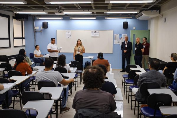 Mais de 1,4 mil candidatos realizam as provas da 1ª fase do 5º concurso para membro da DPE-AM