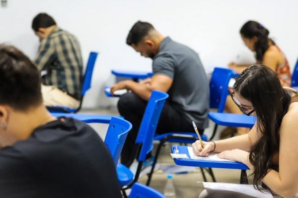 Provas objetivas do 5º concurso para Defensora e Defensor da DPE-AM serão realizadas neste domingo (15)