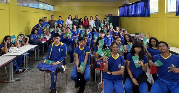 ‘Defensoria nas Escolas’ chega ao interior e realiza atividades de cidadania com alunos de Parintins