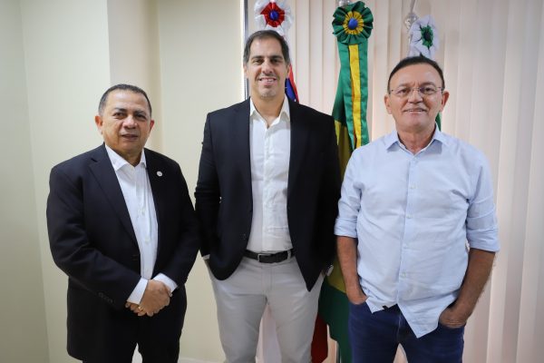Defensoria Pública e Associação Amazonense de Municípios articulam parcerias para beneficiar a população do interior