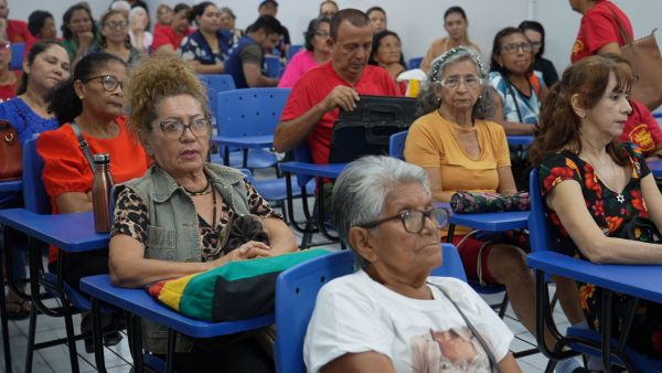 DPE dobra estrutura para atendimento de pessoas idosas e prepara mutirão em parceria com a FUnATI