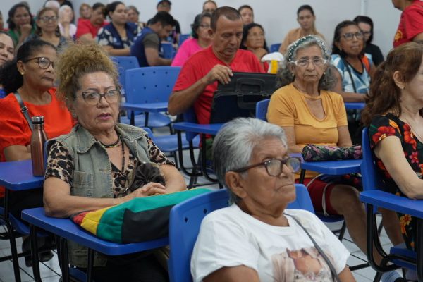 DPE dobra estrutura para atendimento de pessoas idosas e prepara mutirão em parceria com a FUnATI