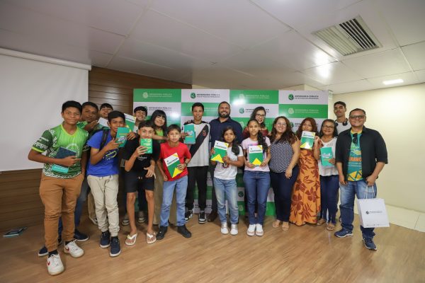 Defensoria realiza educação em direitos com adolescentes do projeto “Empodera Gera Ação”