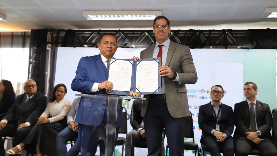 Em encontro de prefeitos, Defensoria Pública firma parceria com Associação dos Municípios do Amazonas para garantir direitos no interior 