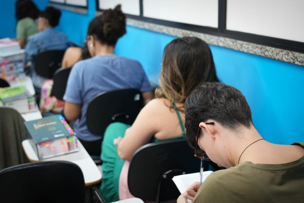 Candidatos realizam provas da 2ª fase do concurso para membro da Defensoria Pública do Amazonas