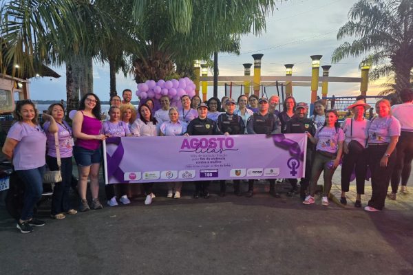 Em Itacoatiara, Defensoria Pública participa do encerramento da campanha ‘Agosto Lilás’