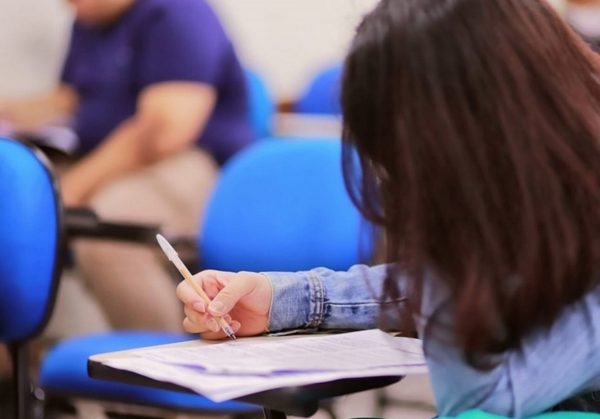 Defensoria prorroga inscrições para processo seletivo de estágio para pessoas autistas até sexta-feira (26)