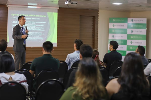 Oficina sobre recursos criminais reúne membros e estudantes na Defensoria Pública