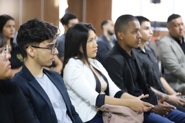 Da sala de aula ao cotidiano da Defensoria: estudantes vivem imersão no trabalho da instituição