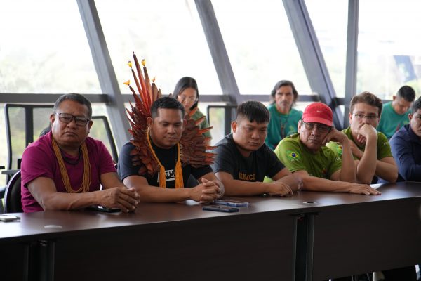 Defensoria sedia curso sobre turismo de base comunitária para fortalecer protagonismo indígena no Amazonas