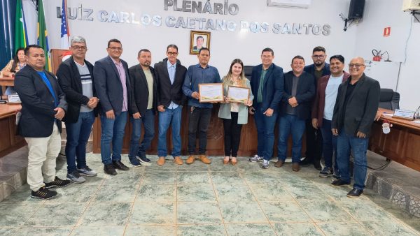 Câmara Municipal de Apuí homenageia a Defensoria com moção de aplausos