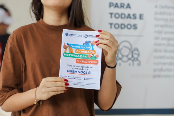 Visibilidade Trans: Defensoria lança cartilha que orienta sobre a retificação de nome e gênero