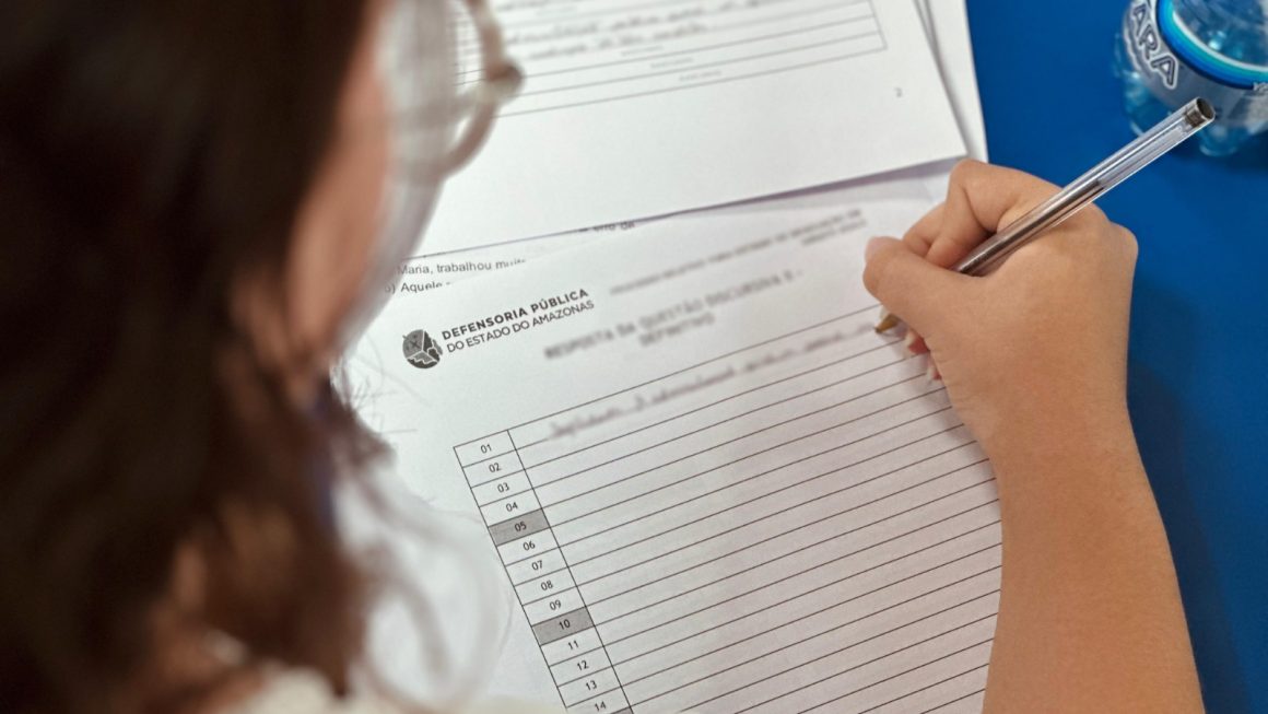 Candidato realiza prova