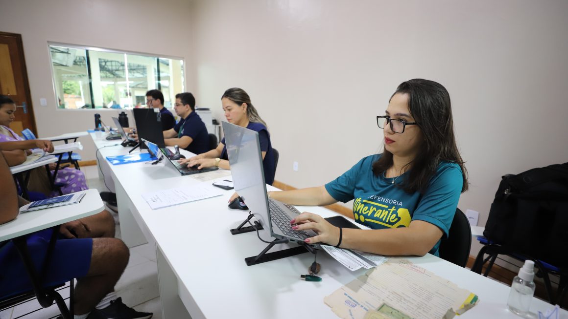 Defensoria Itinerante em atendimento