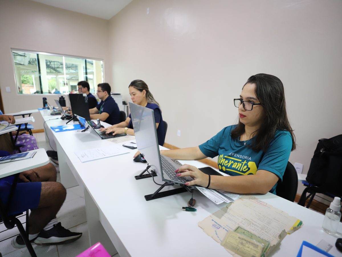 Defensoria Itinerante em atendimento