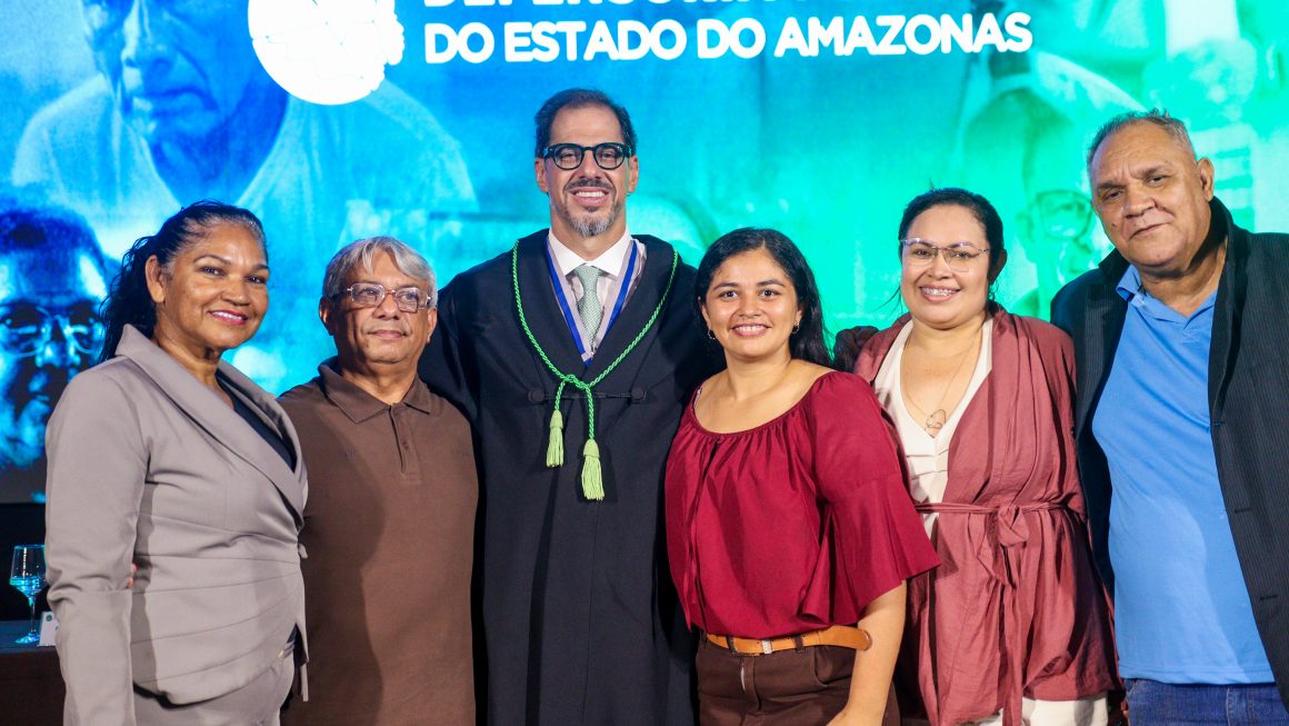 Pessoas atendidas pela Defensoria Pública protagonizam solenidade de posse do Defensor Geral do Amazonas