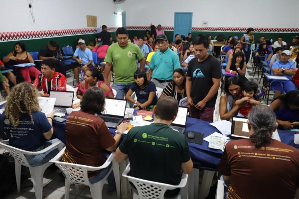 Mutirão da Defensoria Pública e Univaja atende mais de 300 indígenas em Atalaia do Norte