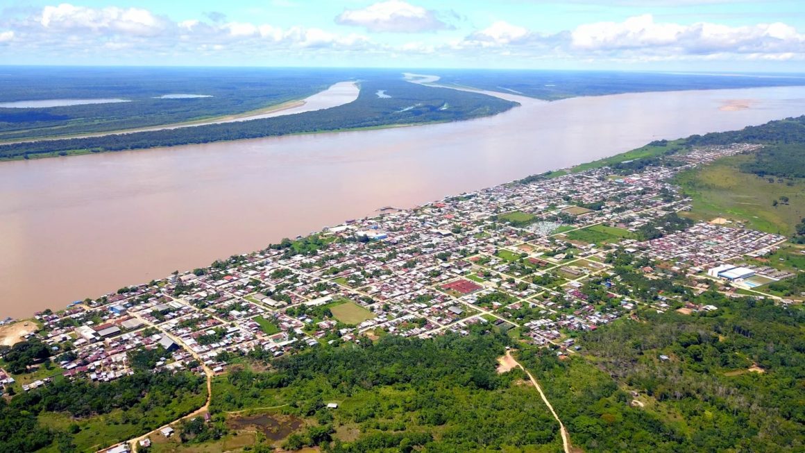 Imagem aérea de Codajás