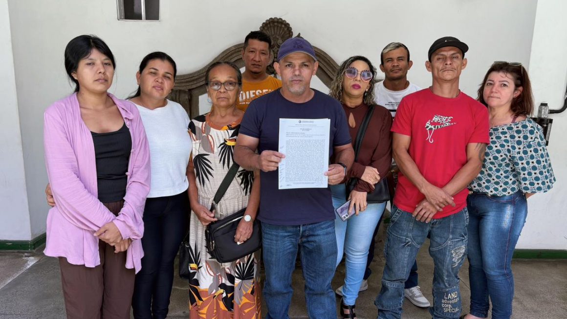 Defensoria garante embargo de obra privada após risco de novo deslizamento sobre casas