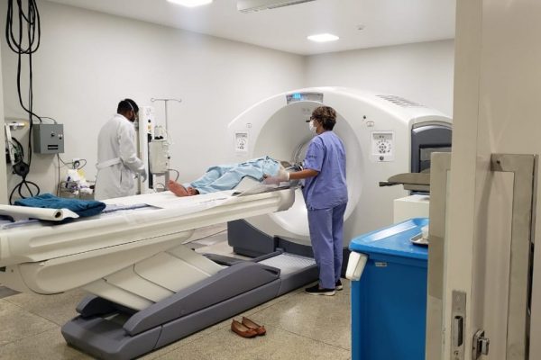Defensoria obtém na Justiça prazo para regularização da oferta de exame PET-SCAN na rede pública